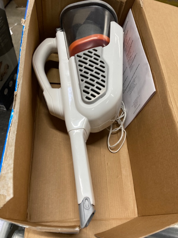 Photo 2 of Black+decker Dustbuster Handheld Vacuum Cordless AdvancedClean+ White HHVK320J10