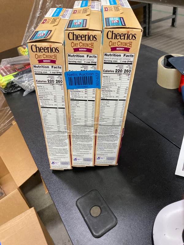 Photo 2 of (***3-Pack***) Cheerios Oat Crunch Berry Oat Breakfast Cereal, Large Size, 18 oz