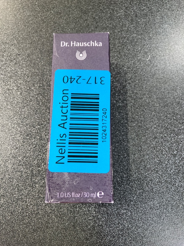 Photo 2 of **Expired July 2024** Dr. Hauschka Foundation, Pecan 07, 1 Fl Oz