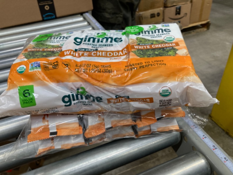 Photo 3 of 2 PACK! gimMe - White Cheddar - 6 Count - Organic Roasted Seaweed SheetsKeto, Vegan, Gluten Free - Great Source of Iodine & Omega 3’s - Healthy On-The-Go Snack for Kids Adults 