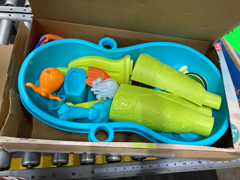 Photo 1 of ***NEEDS TO BE CLEANED***Sand and Water Table for Toddlers, Summer Outside Toys with 19PCS Accessory Set for Kids Boy Girls