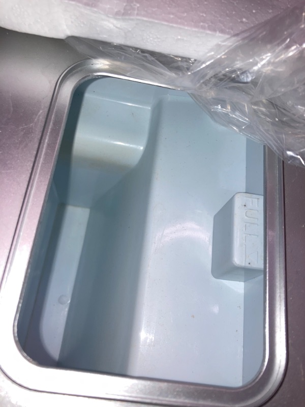 Photo 5 of FRIGIDAIRE EFIC452-SS 40 Lbs Extra Large Clear Maker, Stainless Steel, Makes Square Ice