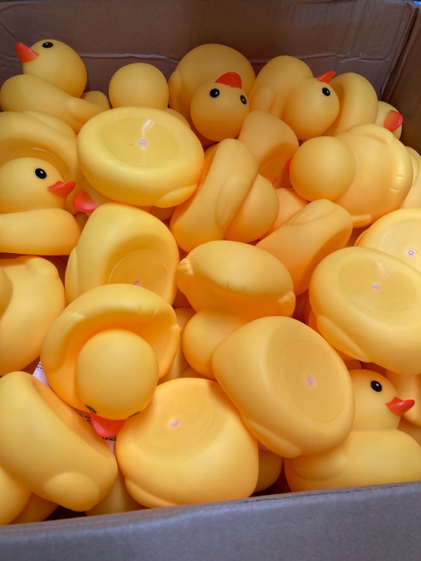 Photo 2 of Deekin 100 Pcs 5 Inches Large Yellow Rubber Ducks Bulk Large Duck Bath Toy Squeak Rubber Duckie Bathtub Floating Bath Duck for Birthday Party Decoration Gift Swimming Pool (Classic) 100 Classic