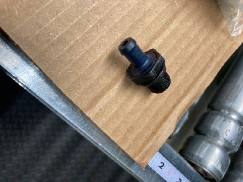 Photo 1 of Beck/Arnley 045-0350 Positive Crankcase Ventilation Valve