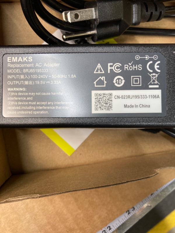 Photo 3 of 45W 65W Emaks Ac Adapter/Laptop Charger/Power supply for HP Pavilion 15-F:15-f111dx 15-f272wm 15-f211wm 15-f271wm 15-f233wm 15-f387wm 15-f211nr 15-f337wm 15-f224wm 15-f269nr af093ng and more hp laptop