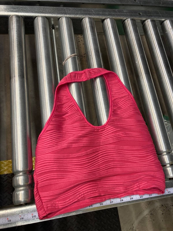 Photo 1 of NEW WOMENS BLACKLESS CROP TOP SHIRT, PINK SIZE MEDIUM