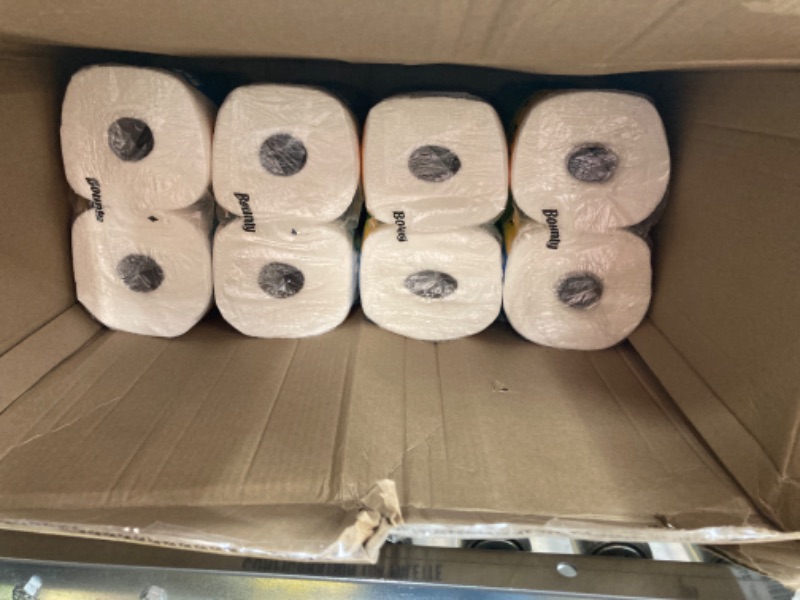 Photo 2 of Quick-Size Paper Towels, White, 16 Family Rolls = 40 Regular Rolls (2048 Sheets Total) 2048 Count (Pack of 1)