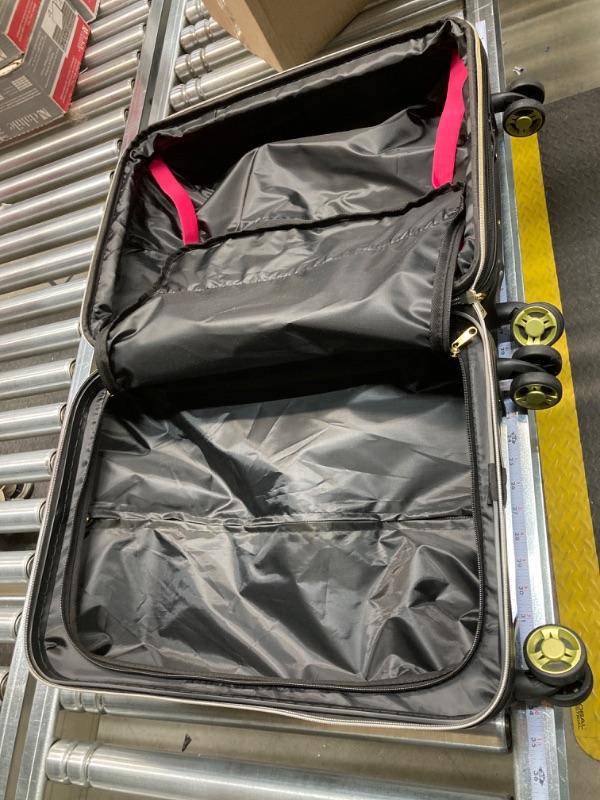Photo 1 of Betsey Johnson 30 Inch Checked Luggage Collection - Expandable Scratch Resistant (ABS + PC) Hardside Suitcase - Designer Lightweight Bag with 8-Rolling Spinner Wheels (Heart to Heart Black, 30in)
