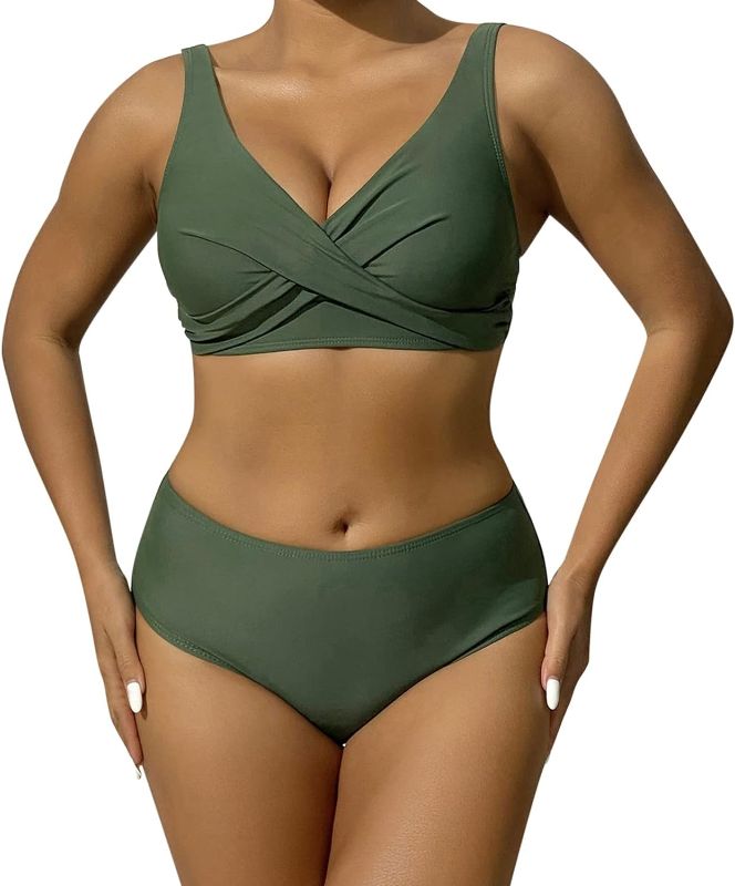 Photo 1 of 2023 Split Swimwear Sexy Pleated Bikini Swimwear for Women Bikini Swimming Shorts Women Long (Green, M)