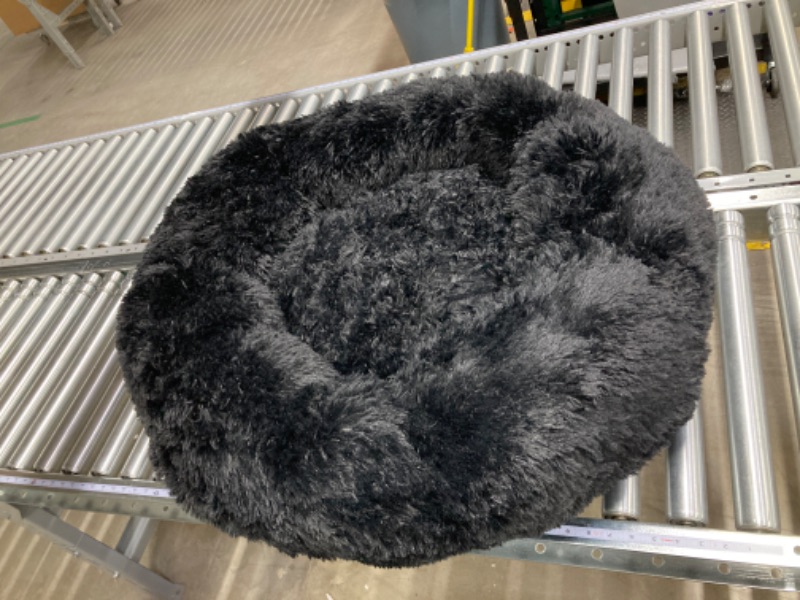 Photo 2 of Bedsure Calming Dog Bed for Large Dogs - Donut Washable Large Pet Bed, 36 inches Anti-Slip Round Fluffy Plush Faux Fur Dog Bed, Fits up to 100 lbs Pets, Black 36x36x10 Inch (Pack of 1) Black