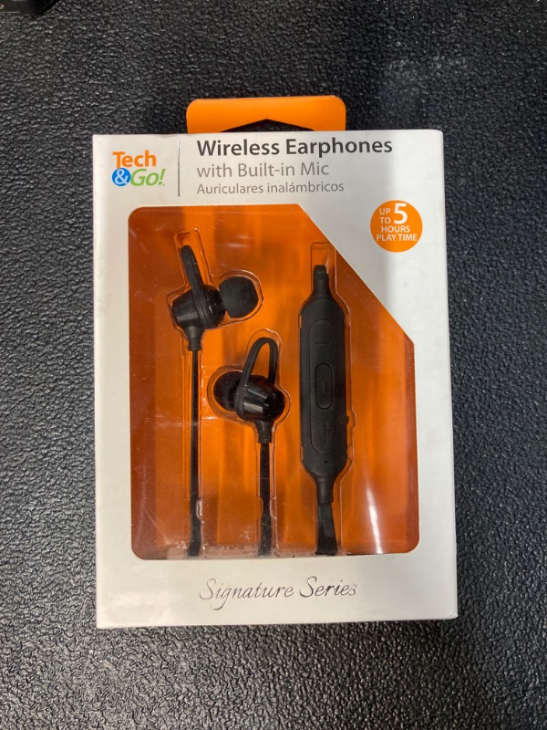 Photo 2 of Tech and Go
Wireless Splash Proof Earphones 320XBT5