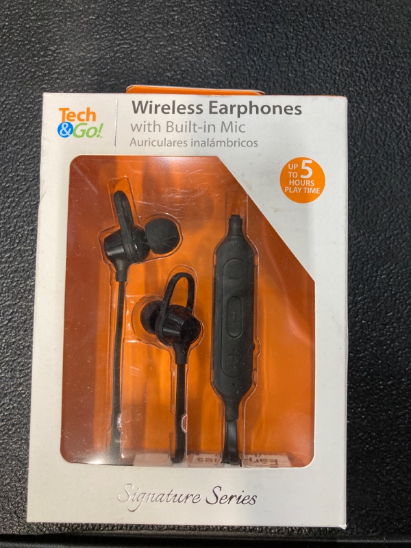 Photo 2 of Tech and Go
Wireless Splash Proof Earphones 320XBT5