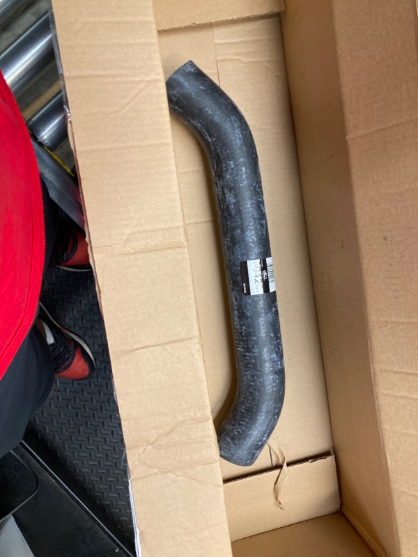 Photo 2 of Gates 20420 Premium Molded Coolant Hose