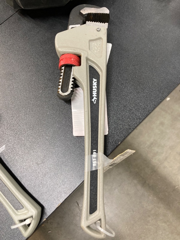 Photo 2 of 14 in. Aluminum Pipe Wrench Husky # # 861891