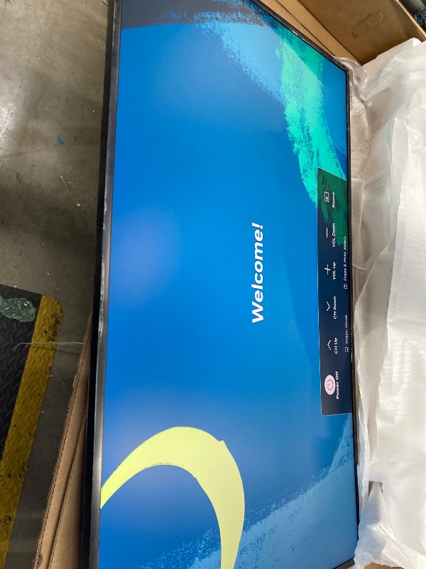 Photo 1 of 43” Class DU8000 Series Crystal UHD Smart Tizen TV (2024)