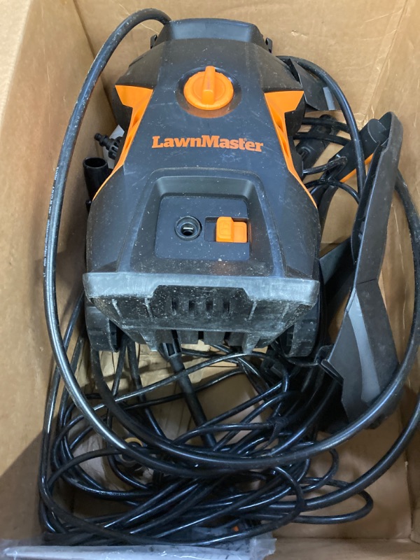 Photo 2 of ***PARTS ONLY** LawnMaster LT306-1800C Electric Pressure Washer 13 Amp 1.4 GPM 2100 Max PSI with foam Bottle CSA certified