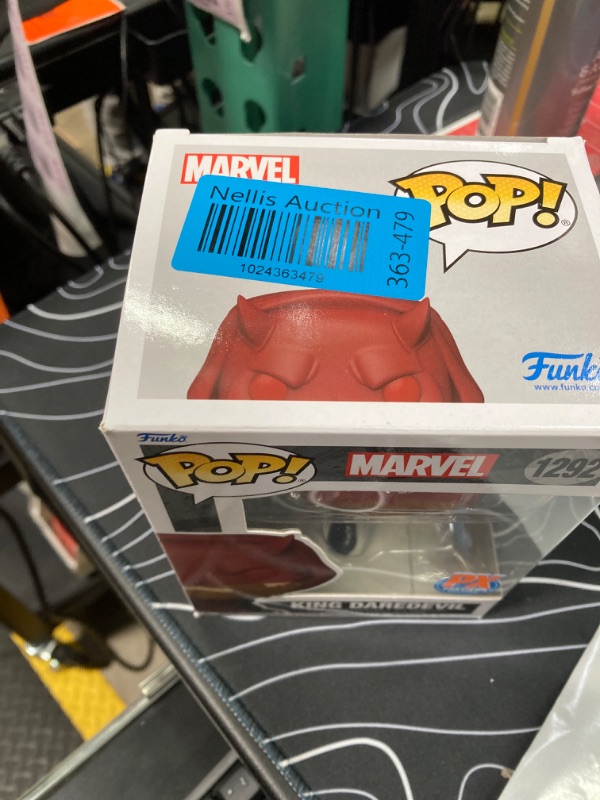 Photo 2 of ***BOX DAMAGED*** Pop! Marvel: King Daredevil Previews Exclusive Vinyl Figure