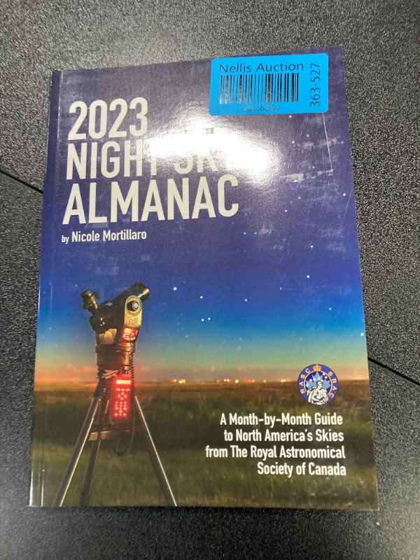 Photo 2 of 2023 Night Sky Almanac: A Month-by-Month Guide to North America's Skies from the Royal Astronomical Society of Canada (Guide to the Night Sky)