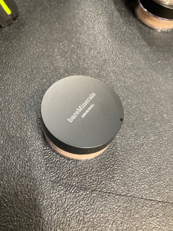 Photo 2 of bareMinerals Original Loose Powder Foundation SPF 15, Lightweight Mineral Loose Powder Foundation Makeup, Buildable Coverage, Talc Free, Vegan Medium Beige 12 0.28 Ounce (Pack of 1)