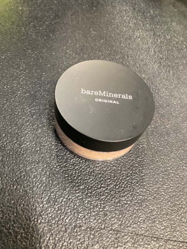 Photo 2 of bareMinerals Original Loose Powder Foundation SPF 15, Lightweight Mineral Loose Powder Foundation Makeup, Buildable Coverage, Talc Free, Vegan Medium Beige 12 0.28 Ounce (Pack of 1)