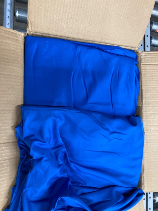 Photo 2 of 10 Pack Round Tablecloths - 120 Inch, Royal Blue Polyester Table Cover for Round Table, Stain and Wrinkle Resistant Washable Fabric Table Cloth, Polyester Tablecloth for Wedding Banquet Parties Royal Blue 10 Pack 120 Inch Round