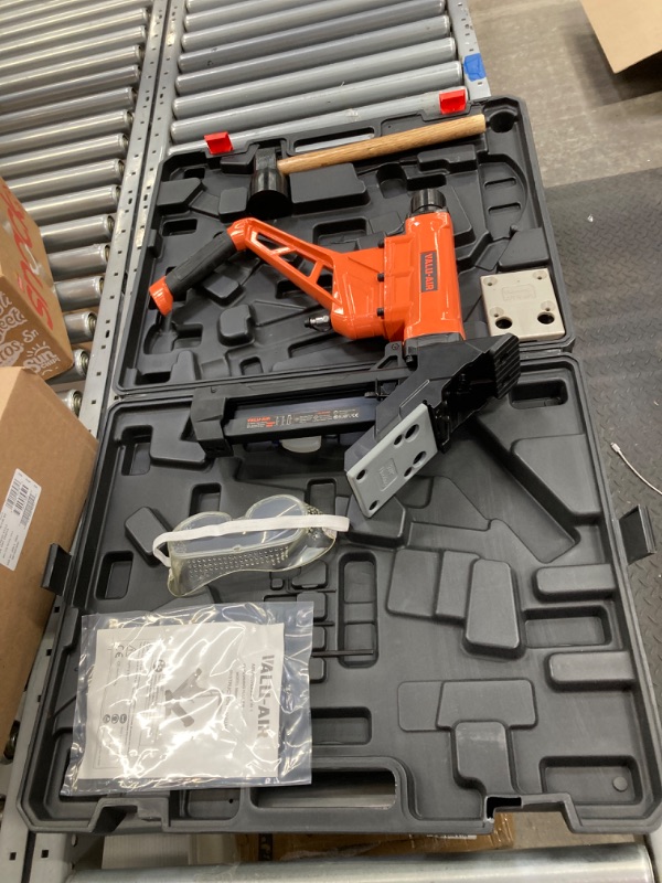 Photo 2 of ***MINOR DAMAGE/MISSING PARTS*** Valu-Air RHF9021C-PN 21 Degree Full Round Head Framing Nailer 3-1/2" with Palm Nailer Framing Nailer + Palm Nailer