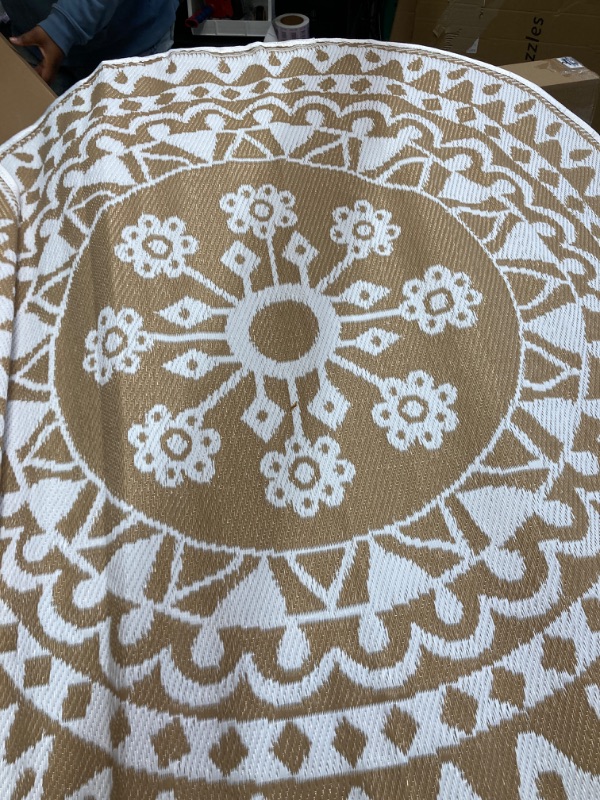 Photo 2 of DII Outdoor Rugs Collection Reversible Woven, 5' Round, Taupe Floral