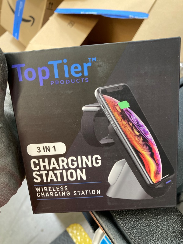 Photo 2 of Top Tier 3 in 1 Wireless Charging Station Apple & Samsung, iPhone Apple Watch Airpods Phone Charger and Qi Certified Devices