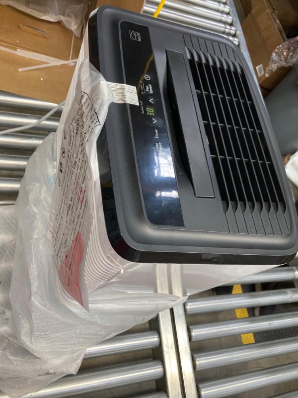 Photo 2 of ***(USED)***
Frigidaire 50 Pint Dehumidifier. 4,500 Square Foot Coverage. Ideal for Large Rooms and Basements. 1.7 Gallon Bucket Capacity 50 Pint New 2024