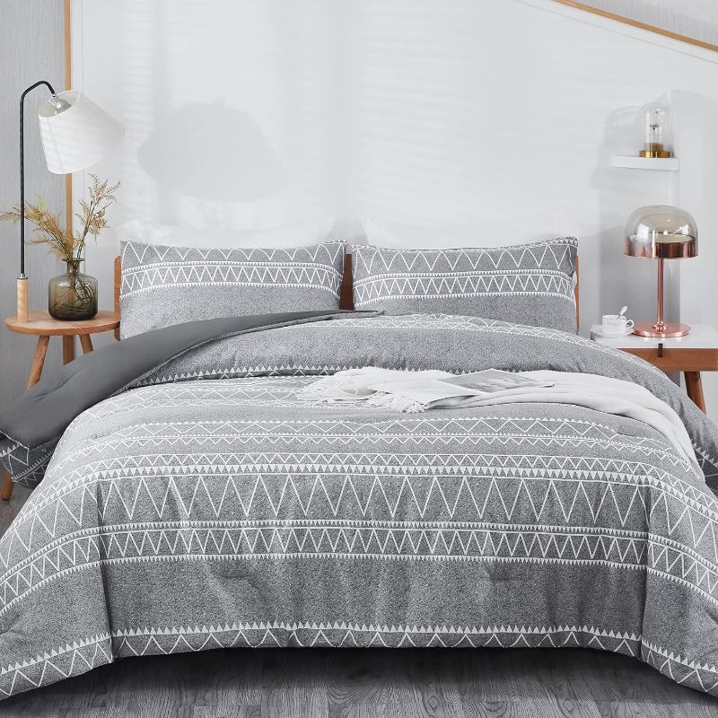 Photo 1 of Atarashi Queen Reversible Comforter Set 3 PCS All Season Bed Set Gray Boho Comforter with 2 Pillow Shams (Queen,90x90inches)
