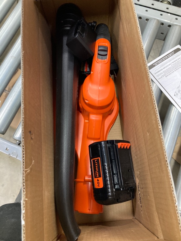 Photo 2 of BLACK+DECKER LSW40C Lithium Sweeper + 40-Volt Battery Pack Kit w/ extra 2.0 AH Battery