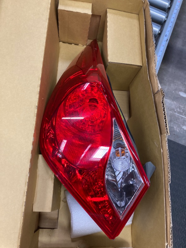 Photo 2 of TYC Right Tail Light Assembly Compatible with 2011-2014 Hyundai Santa Fe Passenger