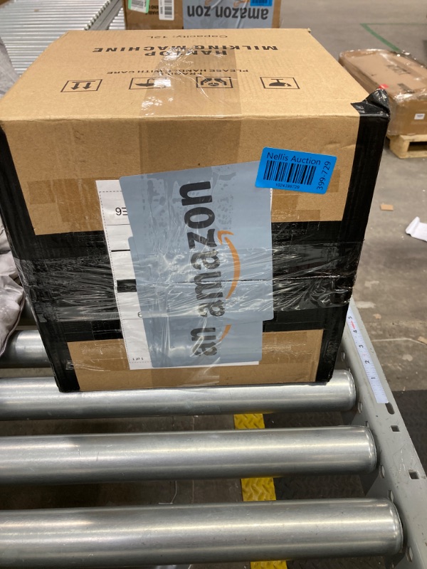 Photo 5 of Hantop 12L Cow Milking Machine, Rechargeable Pulsation Speed Adjustable Vacuum Pump with Pressure Gauge, 304 Stainless Steel Bucket Cow Milker Machine (Pro Plus) 12L for Cow