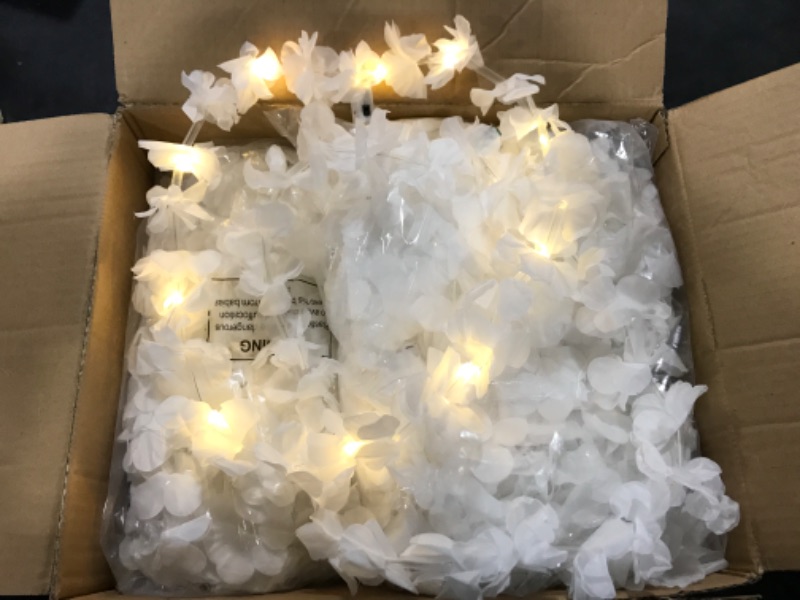 Photo 1 of 200 Pack White LED Lei's 