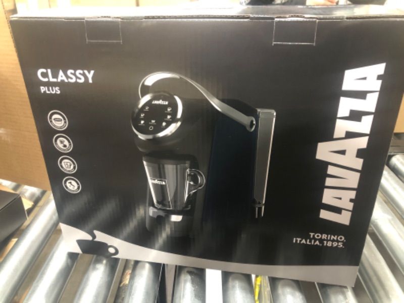 Photo 1 of Lavazza Expert Coffee Bundle Classy Plus All-In-One Machine LB 400 + 1 Welcome Kit Pack of 36 Mixed Capsules + 1 Extra Vessel Classy Plus Bundle 1 Bundle