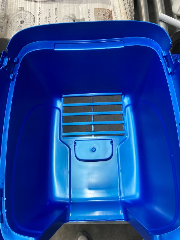 Photo 2 of Van Ness Pets Odor Control Extra Large, Giant Enclosed Cat Pan with Odor Door, Hooded, Blue, CP7