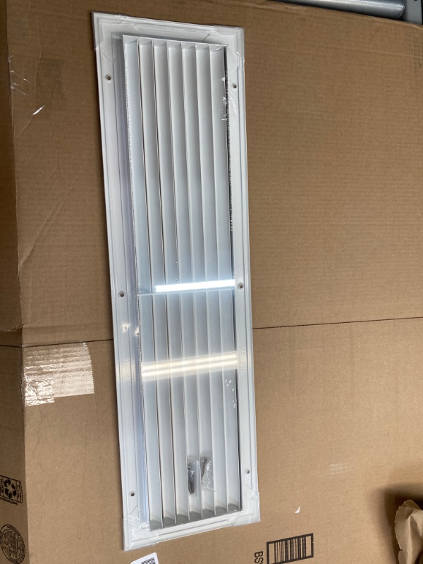 Photo 2 of 26" X 6" Aluminum Return Grille - Easy Air Flow - Linear Bar Grilles [Outer Dimensions: 28.5"w X 8.5"h] 26 X 6