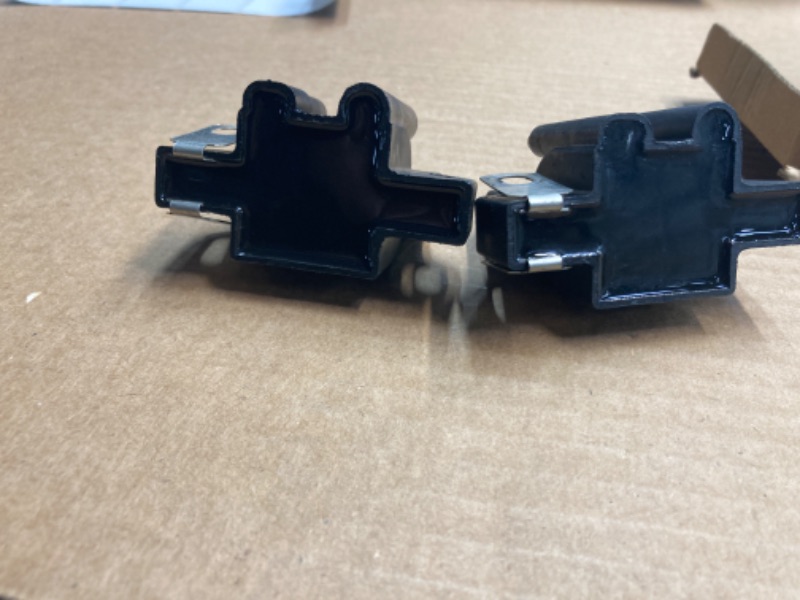 Photo 4 of *** Scratches on sliver part ***18-5179 Ignition Coil Fits for Johnson Evinrude 6hp 15hp 70hp 85hp 88hp 90hp 115hp 120hp 125hp 1985-2001 Replaces 18-5179 582508 183-2508 Pack 2