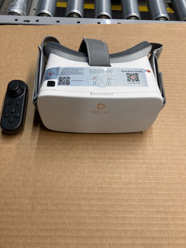 Photo 1 of DESTEK V5 VR Headset for Phone with Controller, 110° FOV Eyes Protected Anti-Blue HD Lenses, VR Goggles Virtual Reality Headsets for iPhone 15/14/13/12/11, Samsung, Android - White Cream
