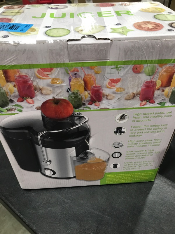 Photo 3 of Juicer, 600W Juicer Machine with 3.5 Inch Wide Chute for Whole Fruits, High Yield Juice Extractor with 3 Speeds, Easy to Clean with Cleaning Brush, Compact Centrifugal Juicer Anti-drip