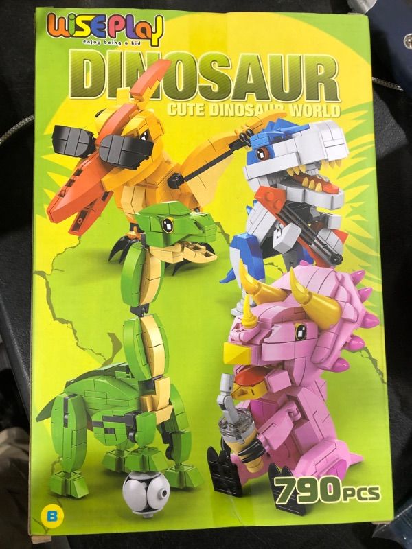 Photo 1 of WISEPLAY Jurassic Dinosaurs Building Blocks Set - Dinosaur Toys for Kids 6-10 for Kids Multi 1