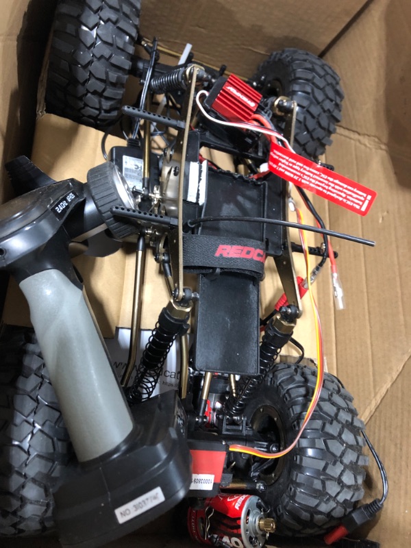 Photo 3 of Redcat Racing Everest-10 Electric Rock Crawler with Waterproof Electronics, 2.4Ghz Radio Control (1/10 Scale), Red/Black