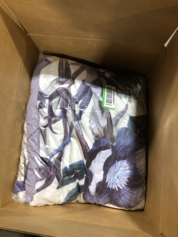 Photo 1 of Luxudecor Floral Comforter Set Queen Size 7 Piece, Purple Flower Bed in a Bag, Elegant Floral Comforter with Sheet Set, Soft Microfiber Bedding Set for All Season (Purple, 90"x90") Queen Size Purple