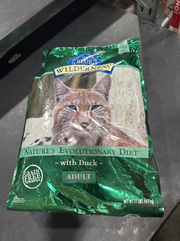 Photo 2 of Blue Buffalo Wilderness Healthy Adult Dry Cat Food, Supports Health and Wellness, High-Protein & Grain-Free, Duck, 11-lb. Bag Duck 11 Pound (Pack of 1)