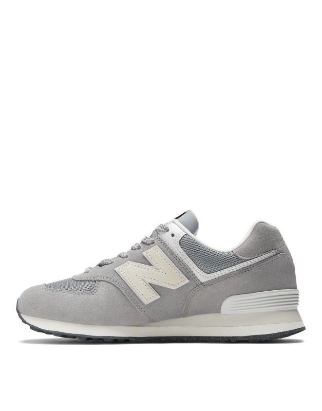 Photo 1 of **TRIED ON** New Balance Men's 574 Shoes 9 1/2 MEN 11 WOMEN 
