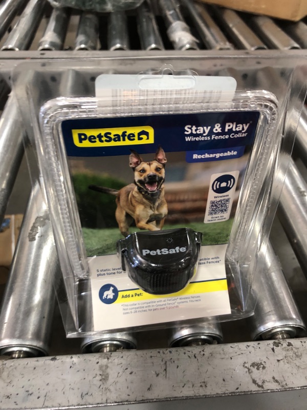 Photo 2 of PetSafe Stay and Play Compact Wireless Fence for Dogs and Cats