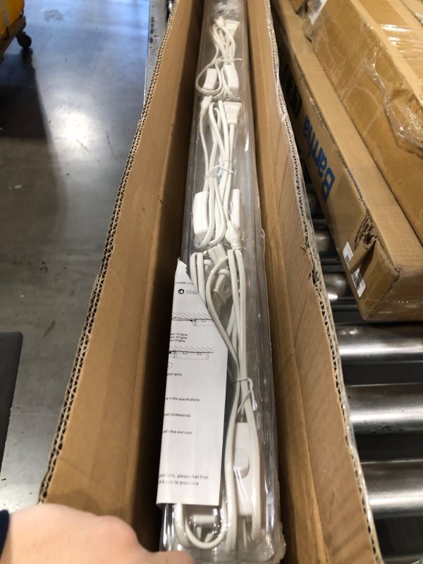 Photo 4 of (6 Pack) Barrina LED T5 Integrated Single Fixture, 4FT, 2200lm, 6500K (Super Bright White), 20W, Utility LED Shop Light, Ceiling and Under Cabinet Light, Corded Electric with ON/OFF Switch, ETL Listed 6-pack (6-power Cords)