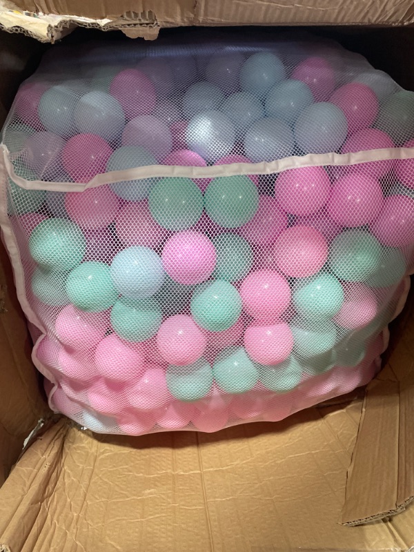 Photo 2 of Amazon Basics BPA Free Crush Proof Plastic Ball, Pit Balls with Storage Bag, Toddlers Kids 12+ Months, 1000 Count, 1000 Balls, 6 Pastel Colors