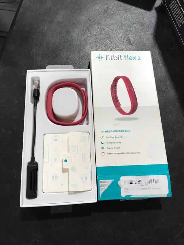 Photo 2 of Fitbit Flex 2, Magenta (US Version)
