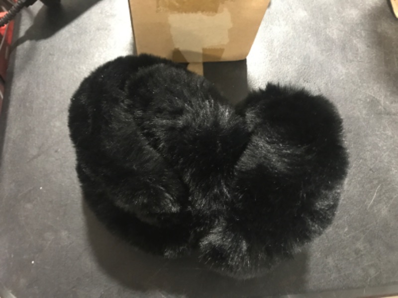 Photo 1 of 1pair Women Solid Warm Fashion Black Earmuffs 
